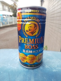 温かいコーヒーを飲んだ。
